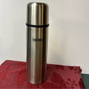 Thermos Stainless Steel
Vacuum Insulated Compact
Bottle‎ - 16 Oz